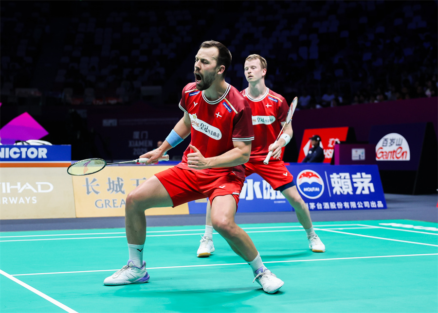 贝恩谈詹金斯下课：肯定是我们的责任 又不是教练去投篮和防守.