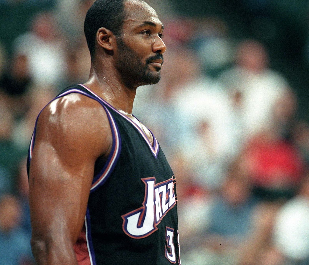 罗伯逊曾在 罗伯逊曾在