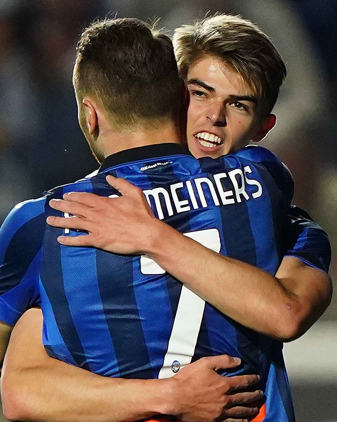 相比之下 相比之下