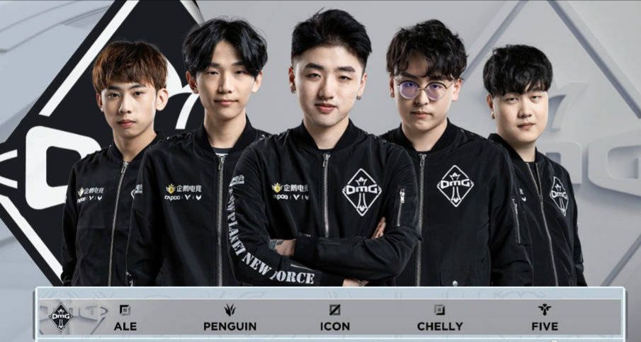 渐渐扩展成 渐渐扩展成