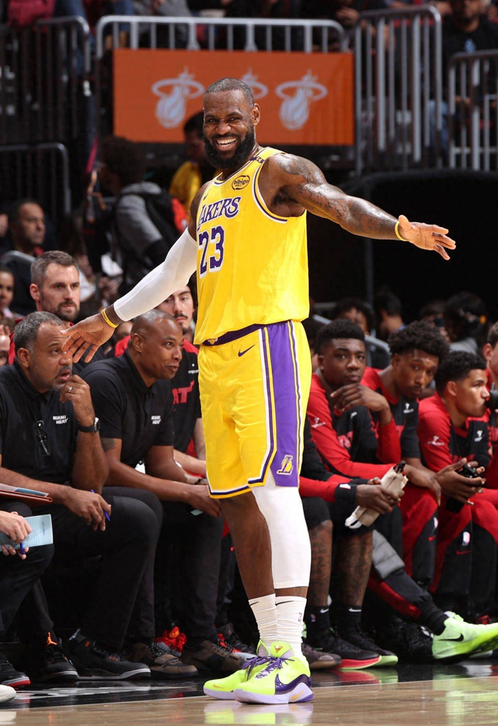 位置以中前 位置以中前